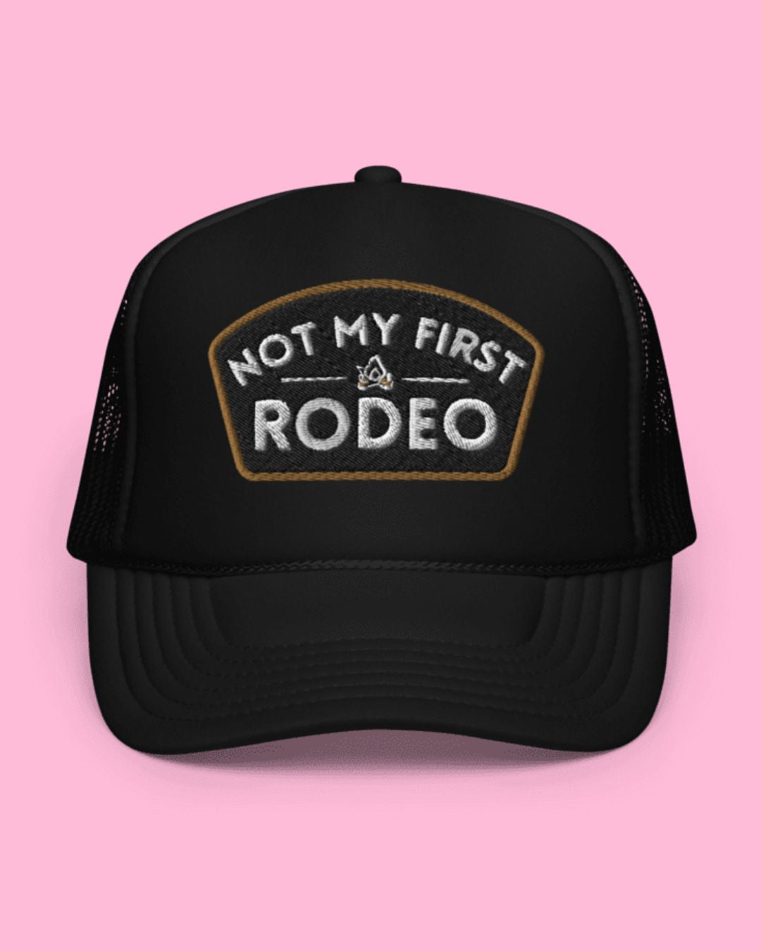 A Critique of Current Western Fashion Trends: Where Tradition Meets Trendiness