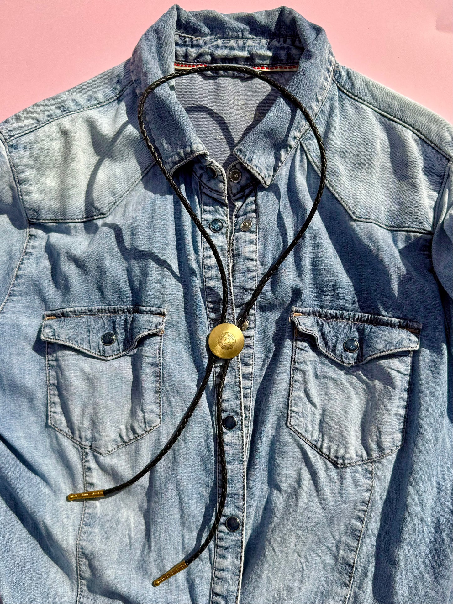 Brass Concho Bolo Tie – Classic Western Flower